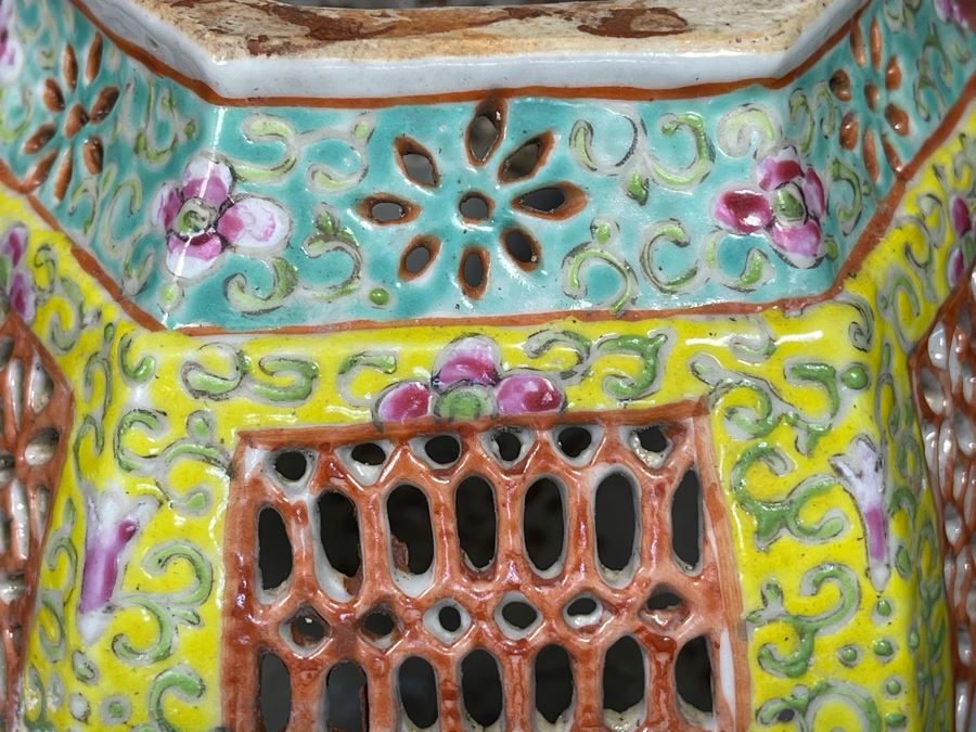 Pair Of Vintage Chinese Porcelain Wedding Lanterns Lamps 12H [Photo 28]