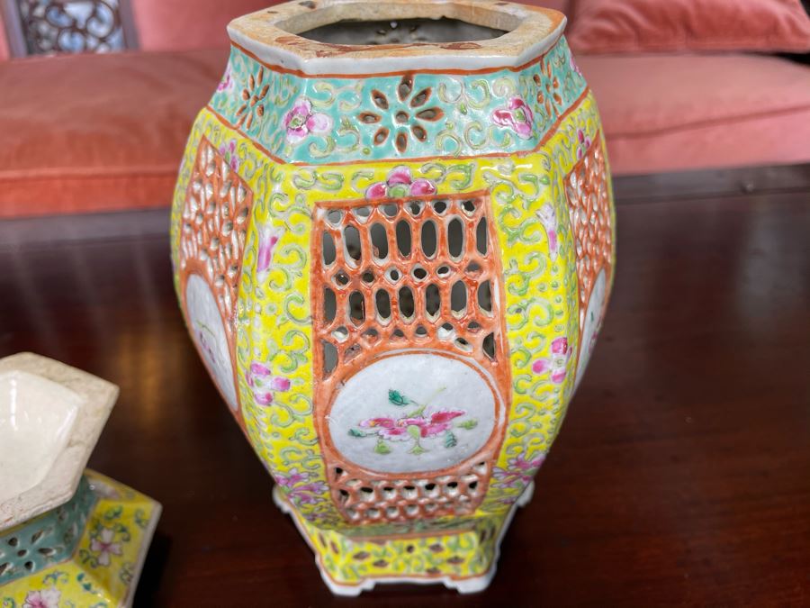 Pair Of Vintage Chinese Porcelain Wedding Lanterns Lamps 12H [Photo 29]