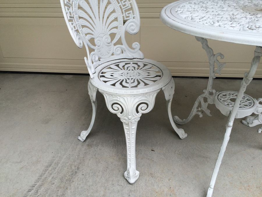 White Aluminum Bistro Table and Chairs [Photo 4]