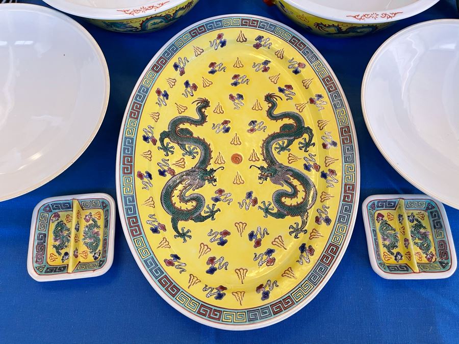 Large Chinese Porcelain China Set With Dragon Design [Photo 15]