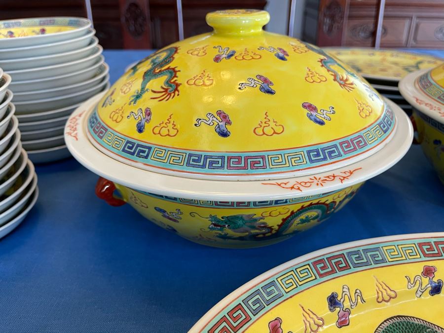 Large Chinese Porcelain China Set With Dragon Design [Photo 9]