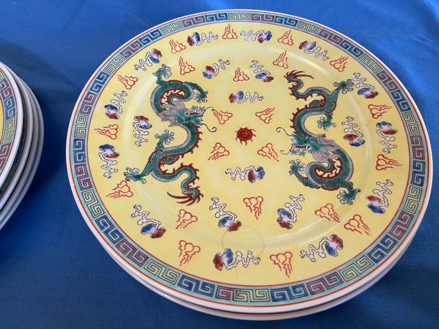 Large Chinese Porcelain China Set With Dragon Design [Photo 18]