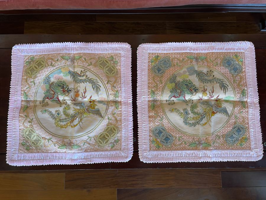 Pair Of Chinese Pillow Covers Featuring Dragon Design 50% Silk 18W [Photo 1]