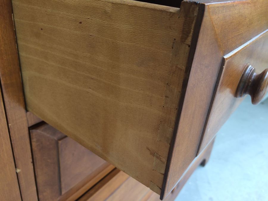 Wooden Sideboard [Photo 7]