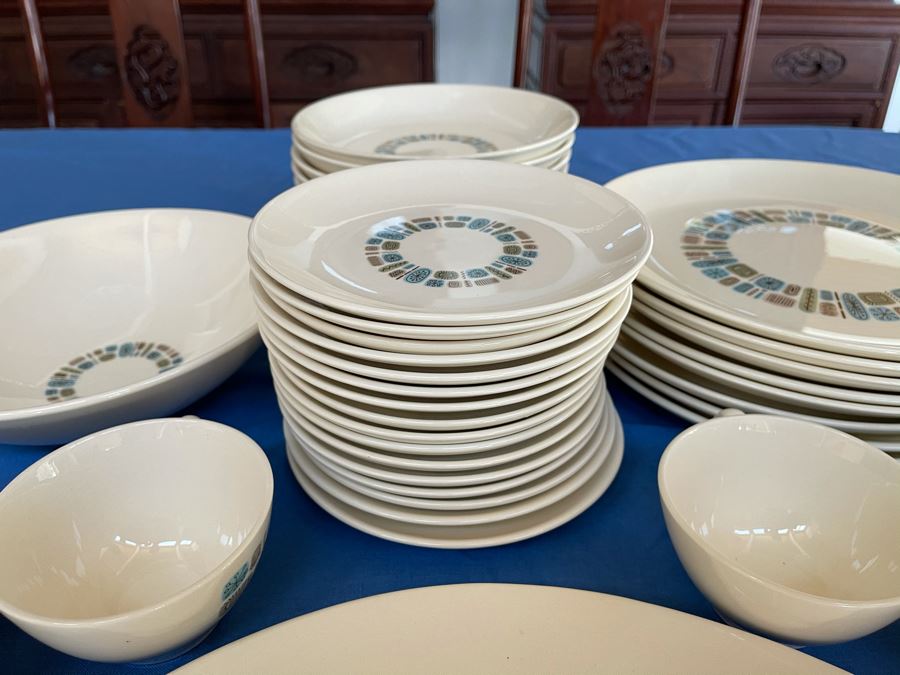 Vintage Mid-Century Canonsburg Pottery Temporama Pattern [Photo 7]