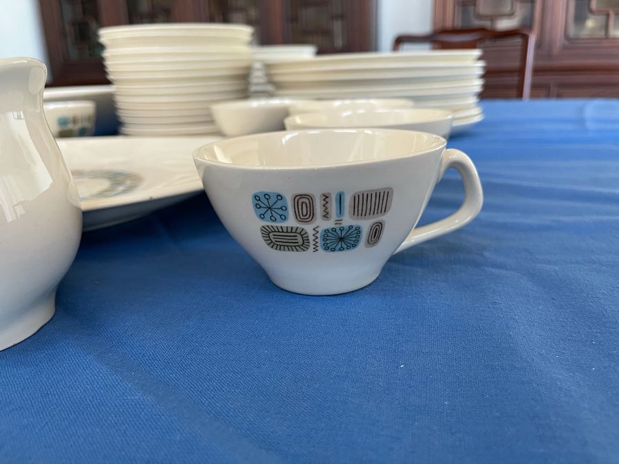 Vintage Mid-Century Canonsburg Pottery Temporama Pattern [Photo 8]