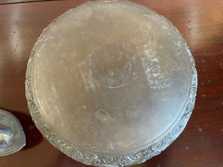 Vintage Bronze Bowl Supported By Three Elephants Stand Signed SHKL 10W X 6.75H [Photo 6]