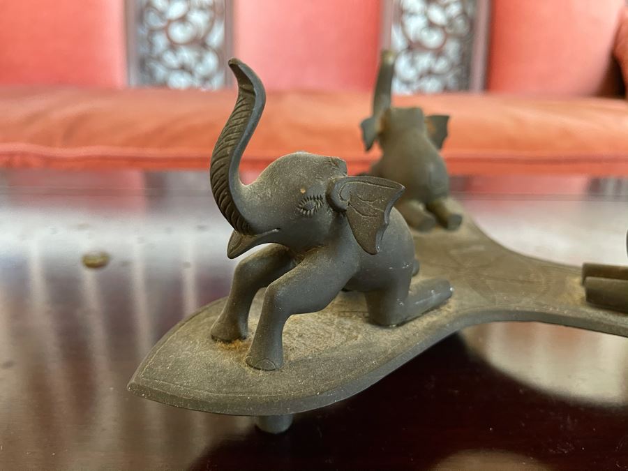 Vintage Bronze Bowl Supported By Three Elephants Stand Signed SHKL 10W X 6.75H [Photo 8]