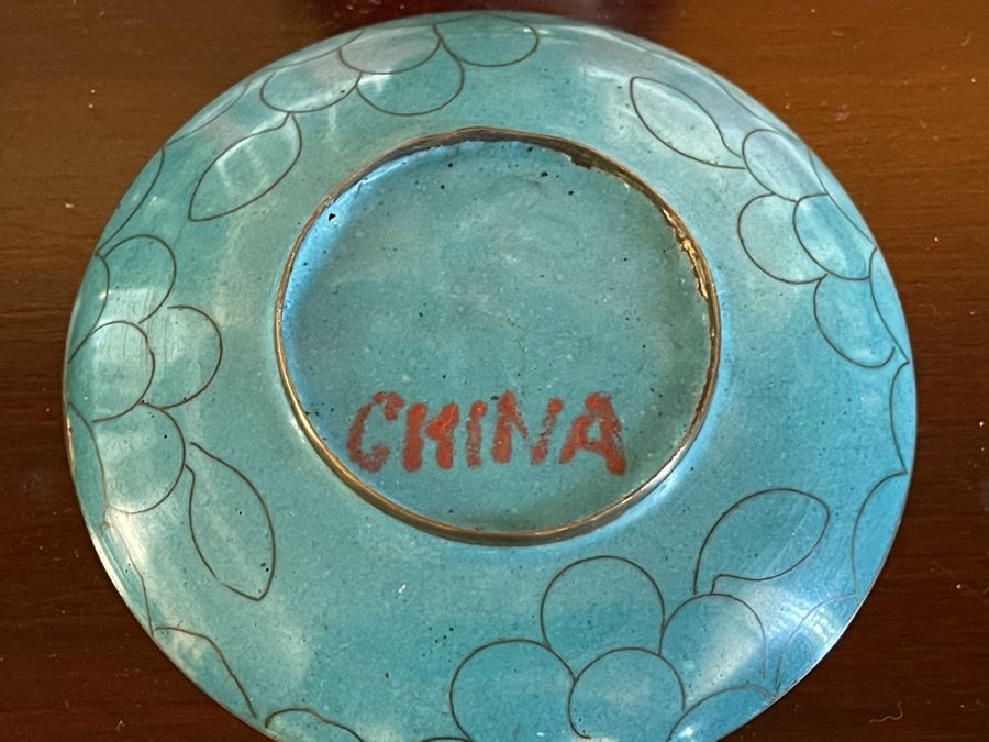 Vintage Chinese Cloisonne Pair Of Footed Lidded Jars 4.5H And Pair Of Dishes Trays 3.5R [Photo 12]