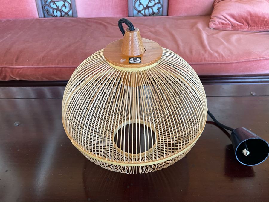 Traditional Bamboo Handicraft Shizuoka Light Fixture 12W X 12H [Photo 3]