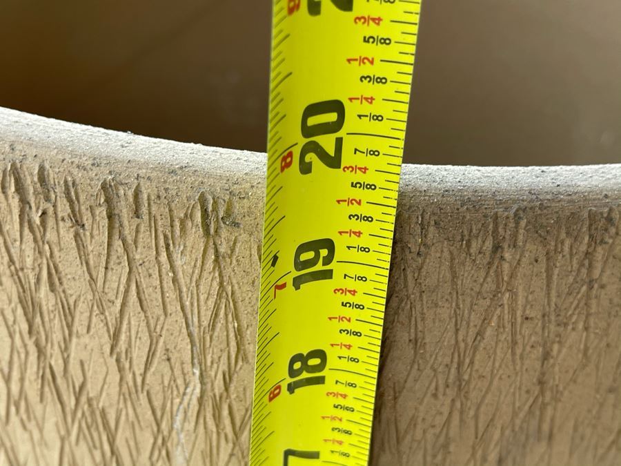 Gainey Ceramics Large Architectural Pottery Laverne California Pottery 20W X 20H (Slight Exterior Radial Crack As Shown In Photos) [Photo 16]