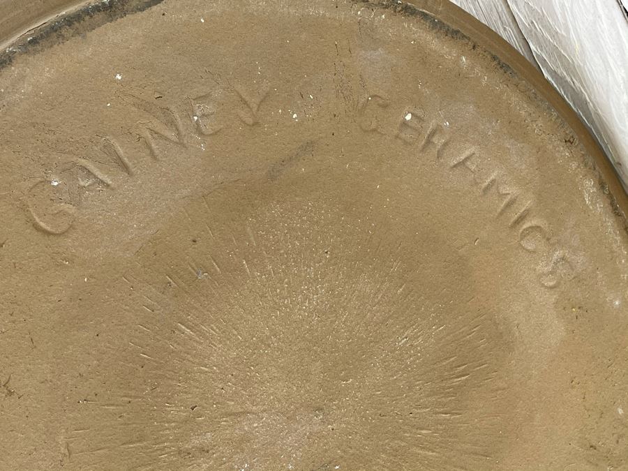 Gainey Ceramics Large Architectural Pottery Laverne California Pottery 20W X 20H (Slight Exterior Radial Crack As Shown In Photos) [Photo 14]