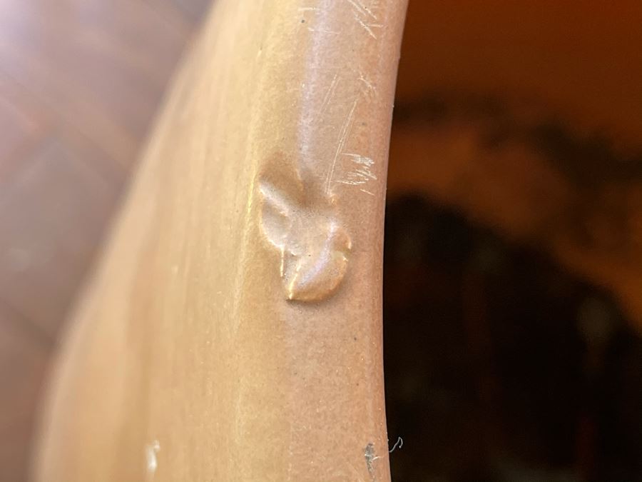 Gainey Ceramics Large Architectural Pottery Laverne California Pottery 16.5W X 20H  [Photo 4]