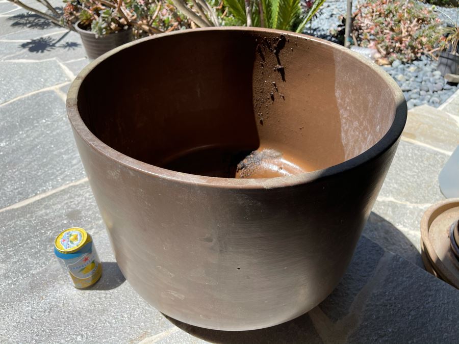 Gainey Ceramics Architectural Pottery Laverne California Pottery 19.5W X 15H [Photo 4]