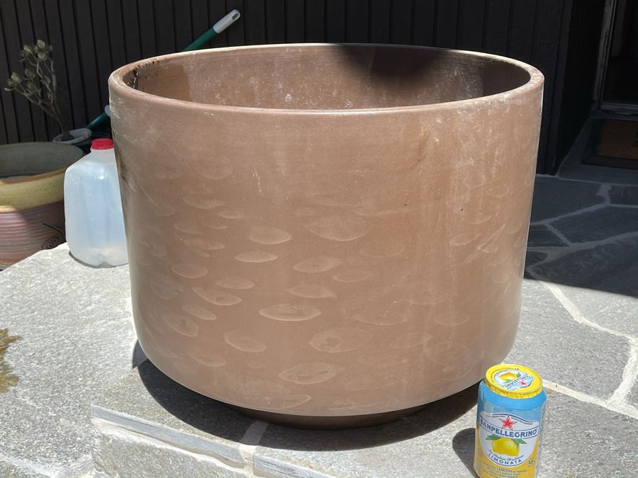 Gainey Ceramics Architectural Pottery Laverne California Pottery 19.5W X 15H [Photo 6]