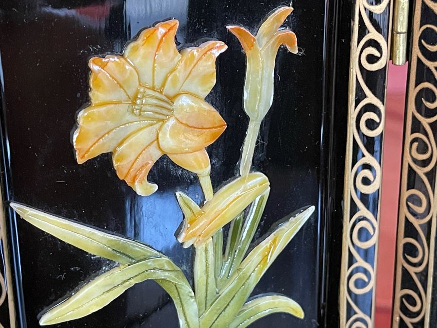 Small Asian Panels Wooden Screen With Relief Carved Soapstone Floral Vases 18 X 14 [Photo 9]