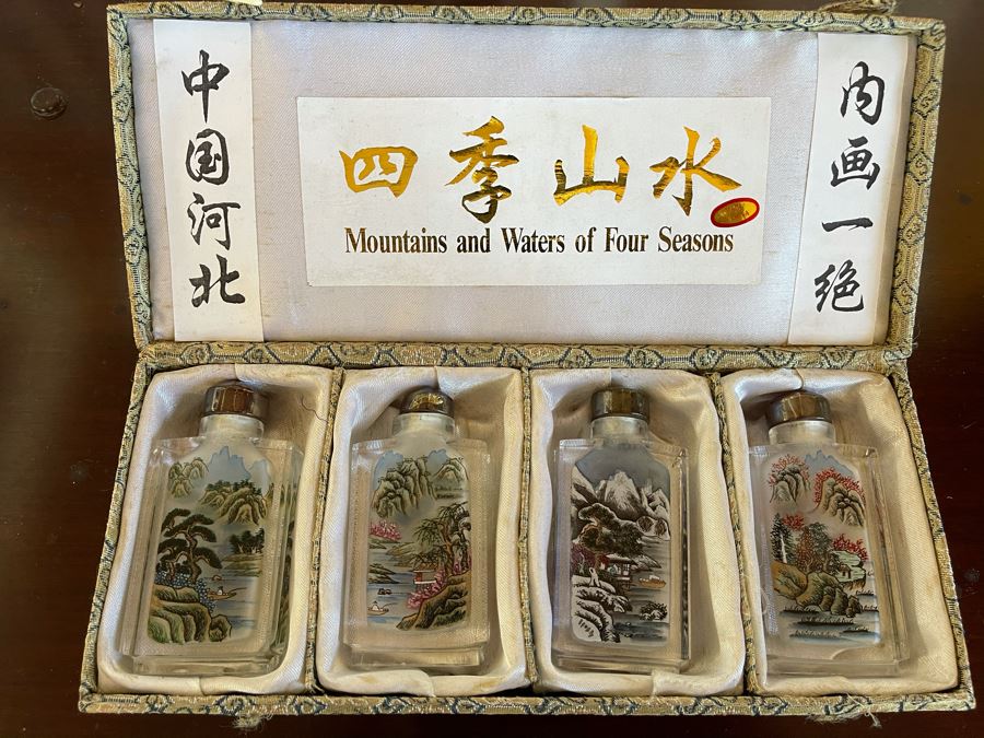 Set Of Four Reverse Painted Chinese Snuff Bottles With Presentation Box  [Photo 2]