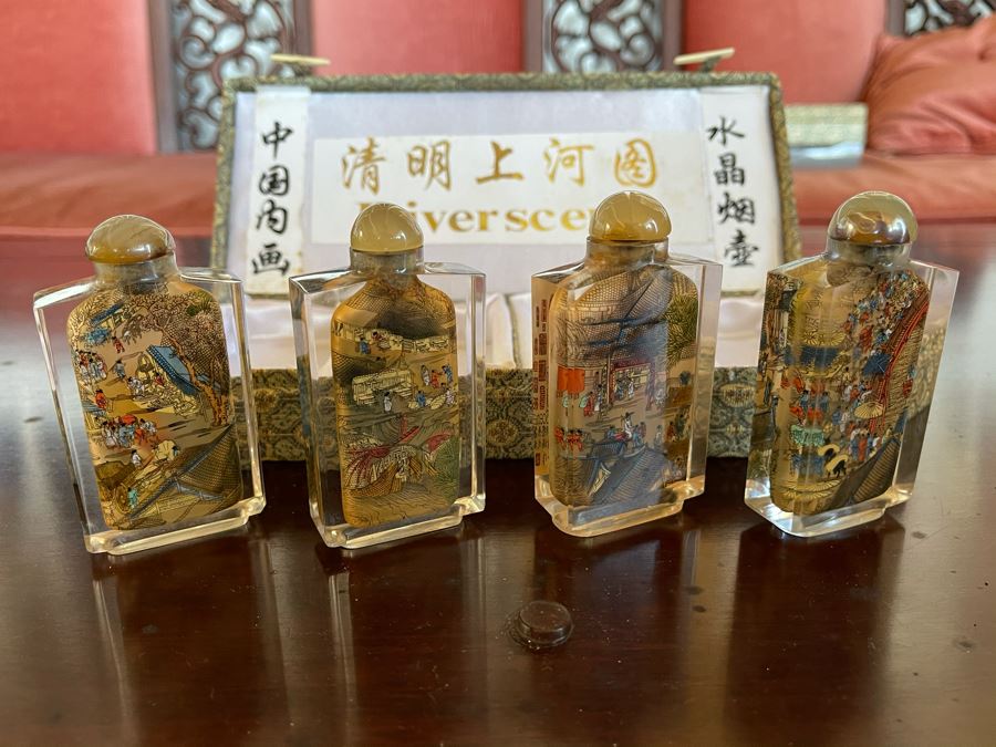 Set Of Four Reverse Painted Chinese Snuff Bottles With Presentation Box  [Photo 1]