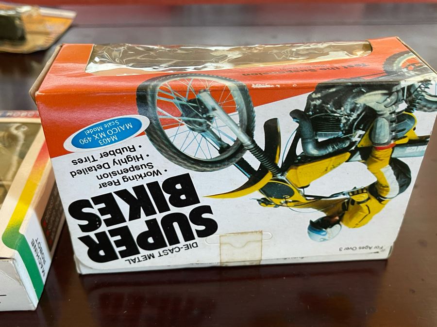 Vintage New Old Stock Toy Lot Featuring Transformer Robot, Super Dirt Bike And Car [Photo 9]