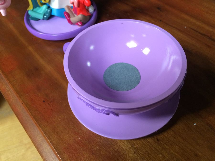 Mad Tea Party Paper Clip Holder Disneyland [Photo 6]