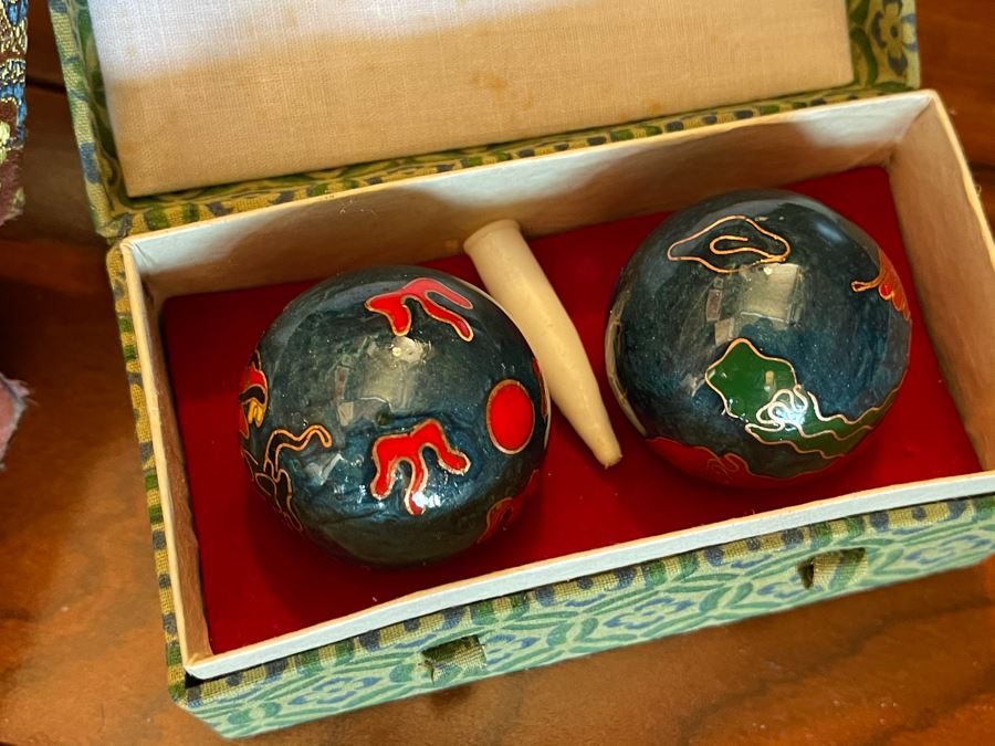 JUST ADDED - Chinese Jade Graniphyric Jade Boading Balls And Pair Of Cloisonne Boading Balls In Boxes [Photo 4]