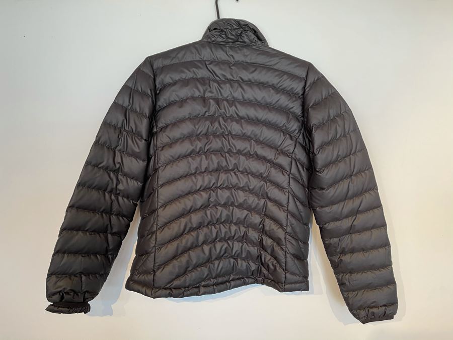 JUST ADDED - Women's Patagonia Jacket Size S [Photo 4]