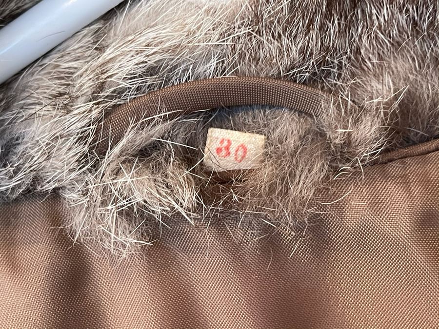 JUST ADDED - Vintage Women's Fur Jacket Size 30 S [Photo 6]