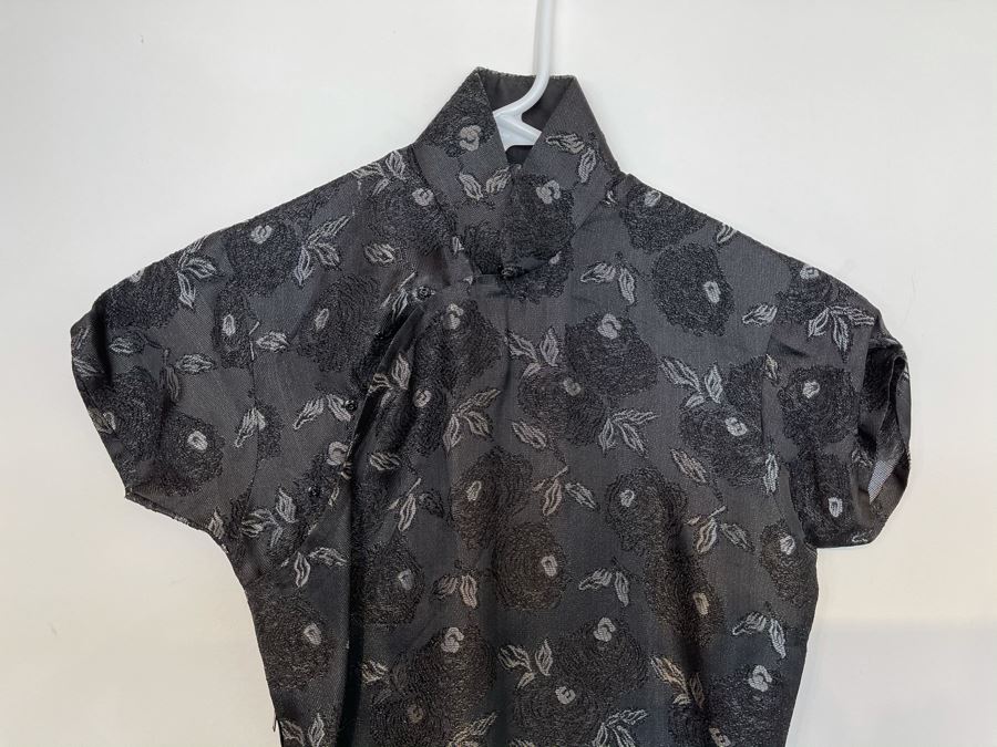 JUST ADDED - Vintage Chinese Women's Dress Size S