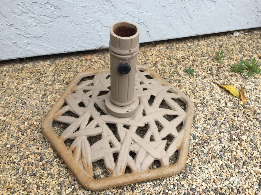 Metal Umbrella Stand [Photo 3]
