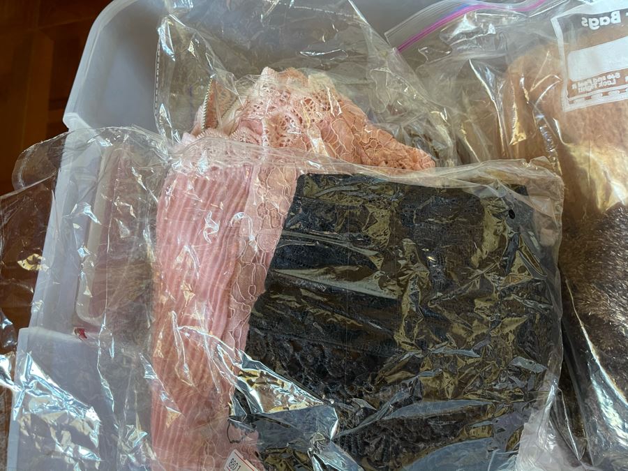 JUST ADDED - Bin Full Of Women's Clothing Sweaters Size S [Photo 3]