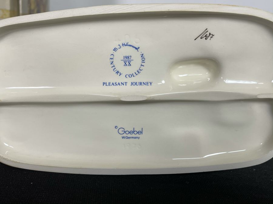 Hummel Figurine 'Pleasant Journey' Century Collection 1987 #448 6.25H With Original Box [Photo 12]