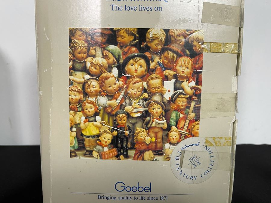Hummel Figurine 'Pleasant Journey' Century Collection 1987 #448 6.25H With Original Box [Photo 14]