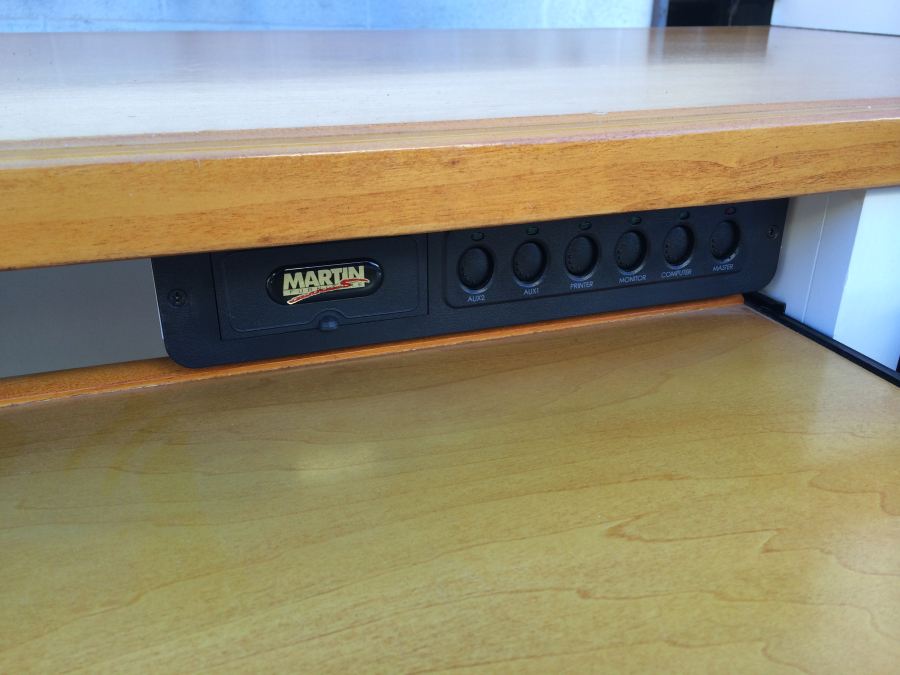 White Computer Desk with Hutch and Separate Filing Cabinet [Photo 5]