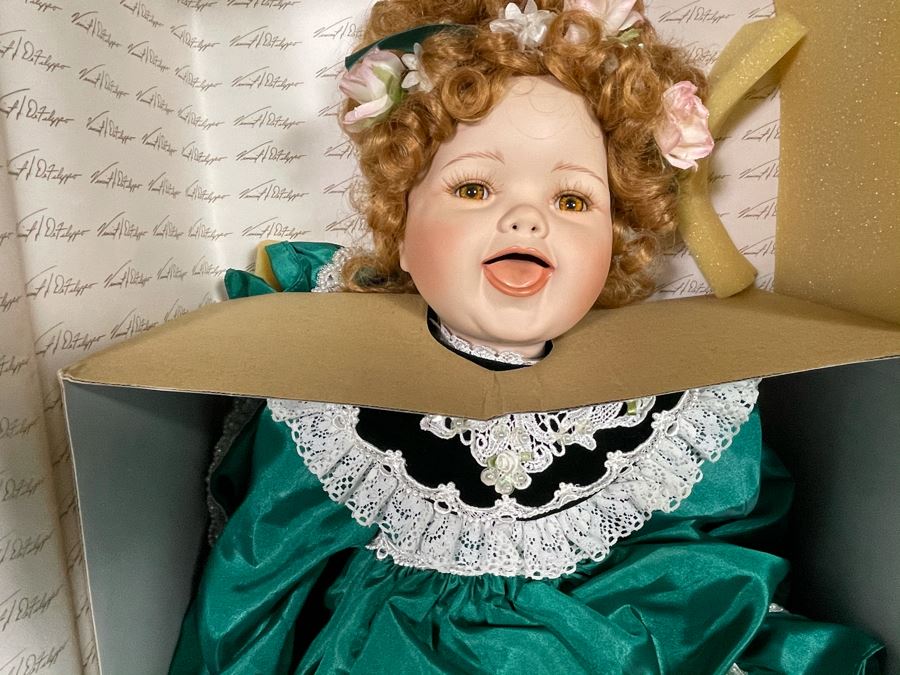 Vintage 1993 Limited Edition Vincent J. DeFilippo Doll 428 Of 2000 With Box 22'H [Photo 7]