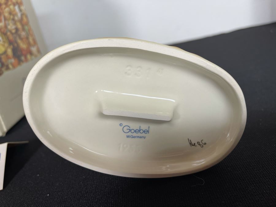 Hummel Figurine 'Cross-roads' #331 6.75H With Original Box [Photo 11]