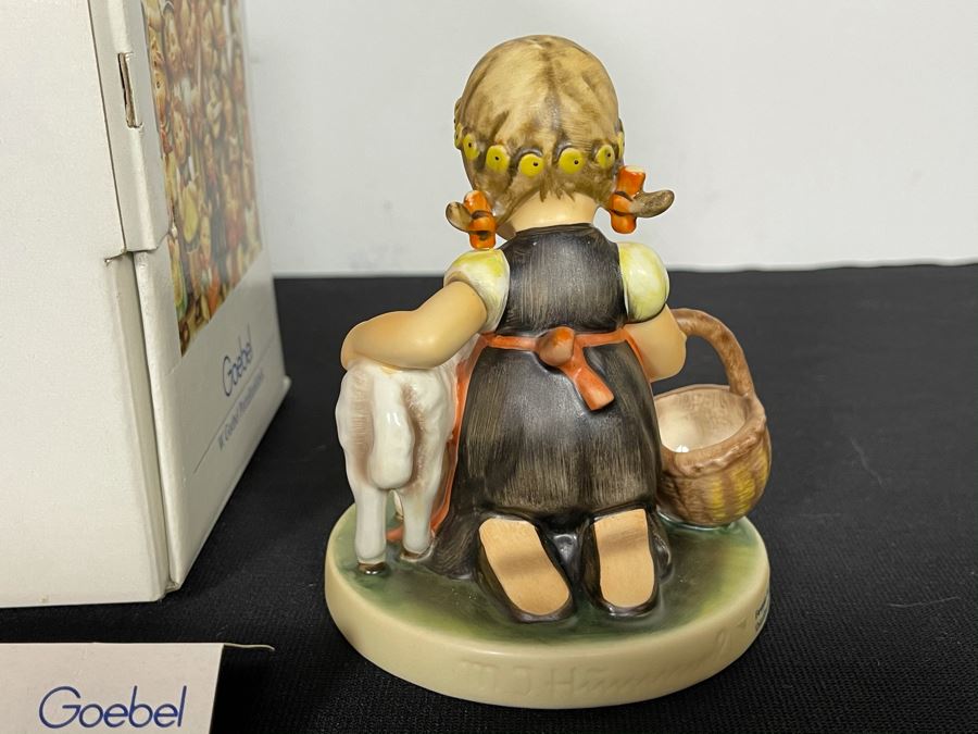 Hummel Figurine 'Favorite Pet' #361 4.5H With Original Box [Photo 4]
