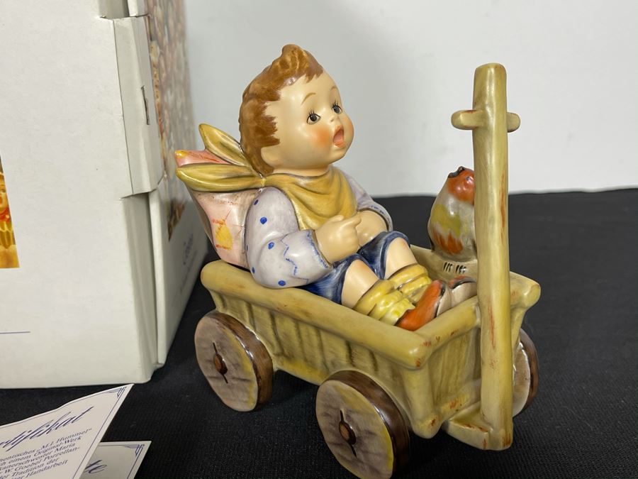 First Issue Hummel Figurine 'I'm Carefree' #633 4.75H With Original Box [Photo 2]