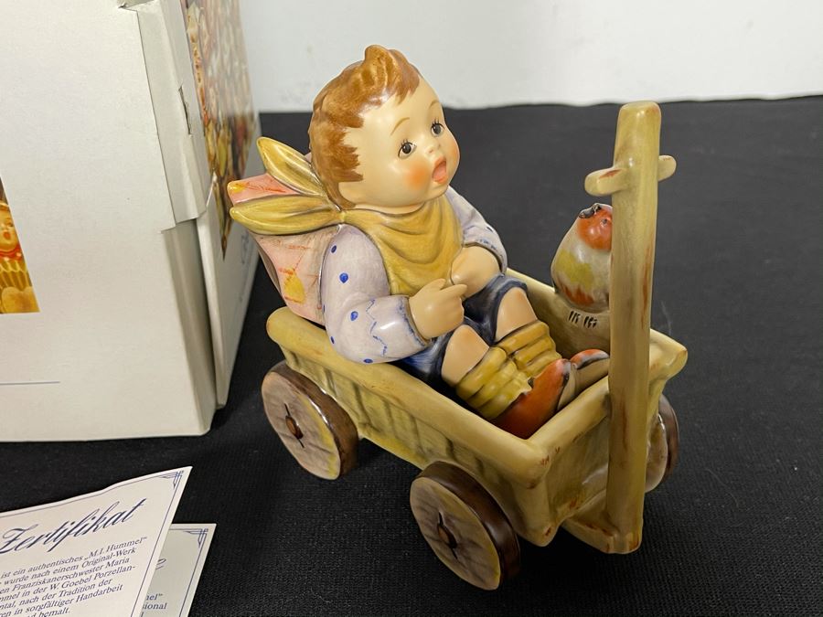 First Issue Hummel Figurine 'I'm Carefree' #633 4.75H With Original Box [Photo 3]