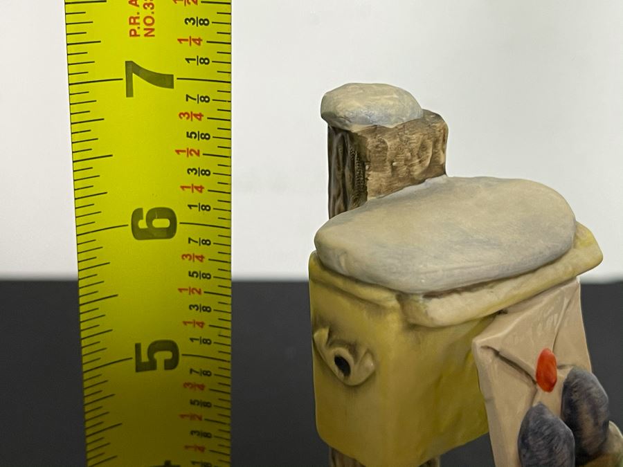 Hummel Figurine 'Letter To Santa Clause' #179 7H With Original Box [Photo 9]