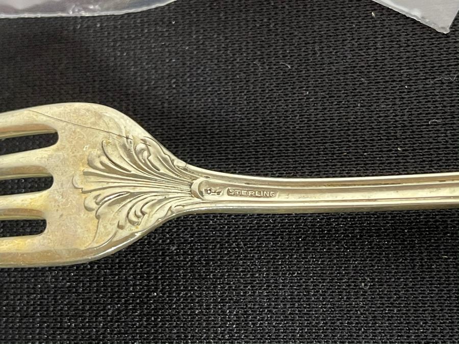 Sterling Silver Flatware And Sterling Silver Scissor Fork Tongs 245g Total Weight Of Sterling [Photo 10]