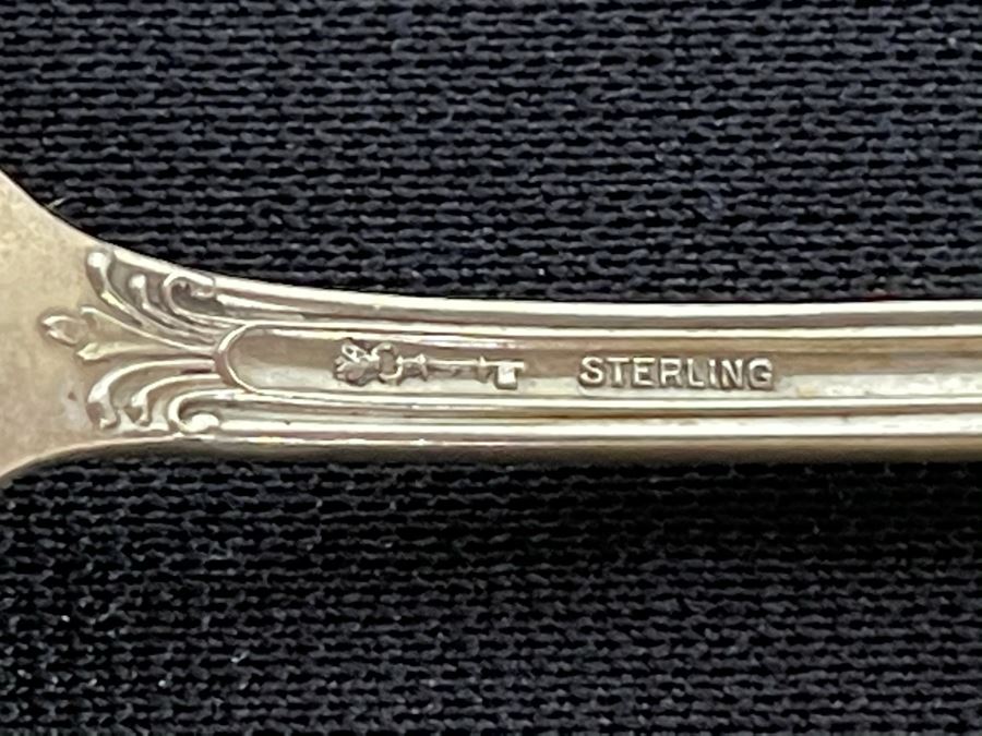 Sterling Silver Flatware And Sterling Silver Scissor Fork Tongs 245g Total Weight Of Sterling [Photo 12]