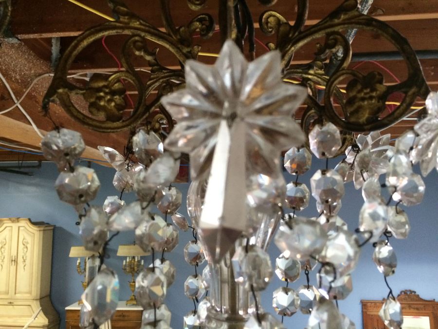 Stunning Vintage Gilded Crystal Chandelier [Photo 6]