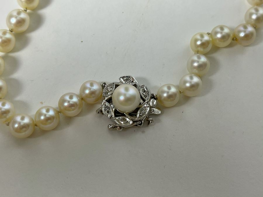 Pearl Necklace With 14K Gold Clasp 15L [Photo 4]