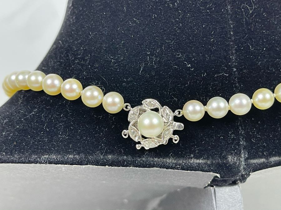 Pearl Necklace With 14K Gold Clasp 15L [Photo 3]