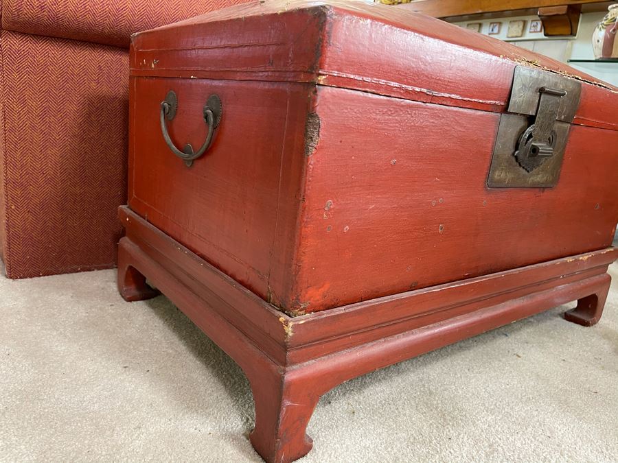 Vintage Red Asian Chest Brass Hardware Latch Is Loose And Needs Repair 30W X 19D X 19H [Photo 7]