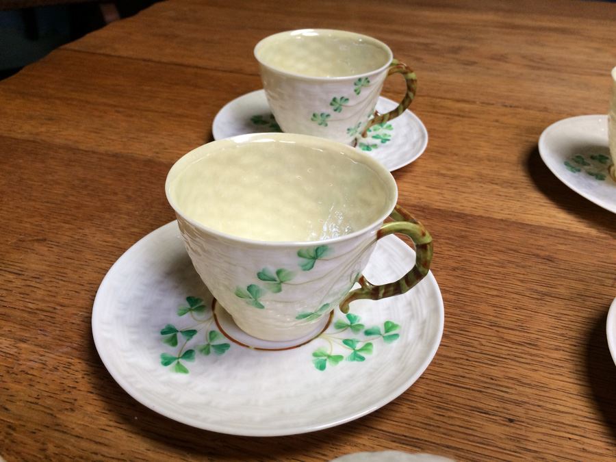 Amazing Vintage Set of Beleek Ireland Shamrock China Teapot, Tea Cups, Saucers, Creamer, Sugar, Vase, & Plates [Photo 16]