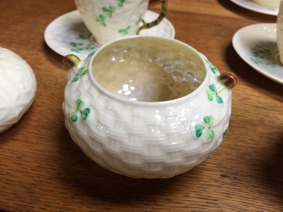 Amazing Vintage Set of Beleek Ireland Shamrock China Teapot, Tea Cups, Saucers, Creamer, Sugar, Vase, & Plates [Photo 9]