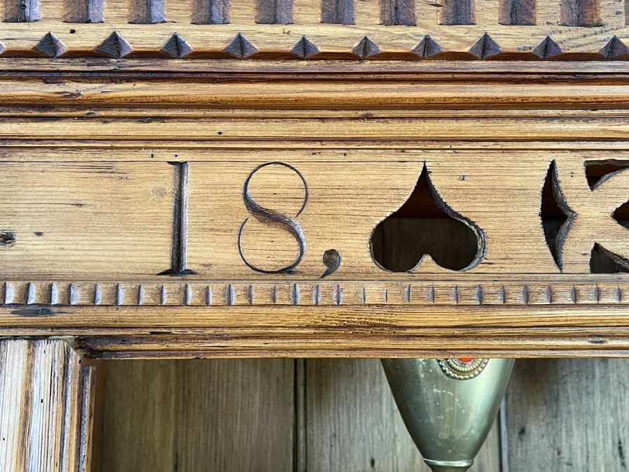 Reproduction Antique 1846 Pine China Cabinet [Photo 5]