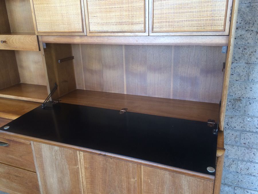 Drexel Mid Century Modern Credenza & Hutch [Photo 9]