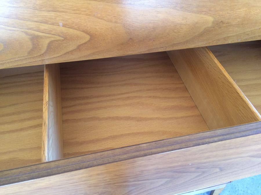 Drexel Mid Century Modern 4-Piece Bedroom Set - (2) Dressers and (2) Nightstands [Photo 15]